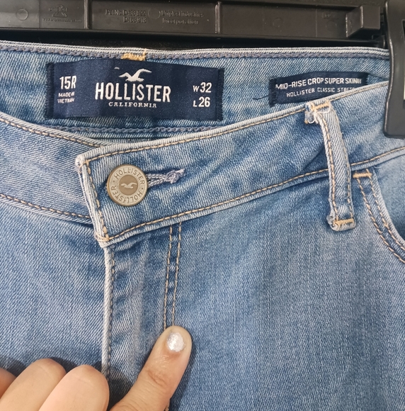 Hollister Women Mide Rise Crop Super Skinny Ripped Jeans - Picture 6 of 8